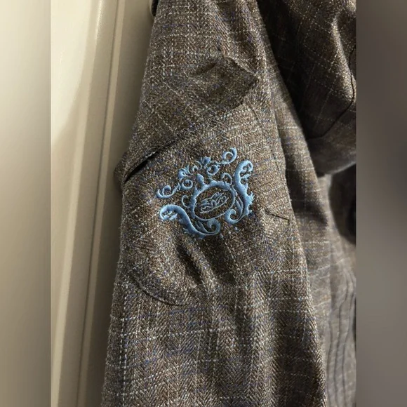 686 Women’s Snowboard Jacket – XS – Excellent Condition - Picture 8 of 17